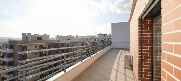 Duplex T4 em Odivelas, Portugal N.º 84541 33