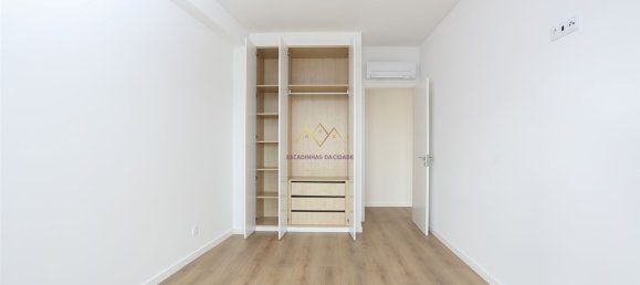 Duplex T4 em Odivelas, Portugal N.º 84541 14