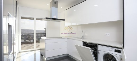 Duplex T4 em Odivelas, Portugal N.º 84541 6