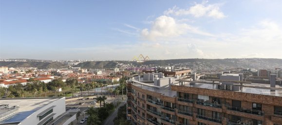 Duplex T4 em Odivelas, Portugal N.º 84541 36