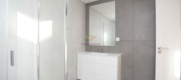 Duplex T4 em Odivelas, Portugal N.º 84541 29