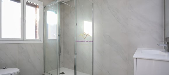 Duplex T4 em Odivelas, Portugal N.º 84541 30