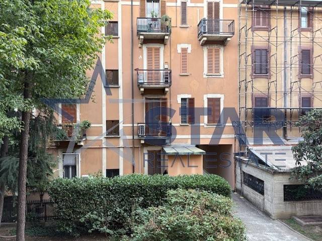 1 bedroom Apartment in Milan, Italy No. 340639