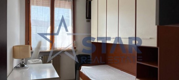 1 bedroom Apartment in Milan, Italy No. 340639 4