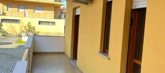 3 rooms Apartment in Chieti, Italy No. 149772 7