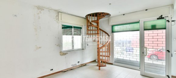 4-salle Maison à Como, Italy No. 258127 2