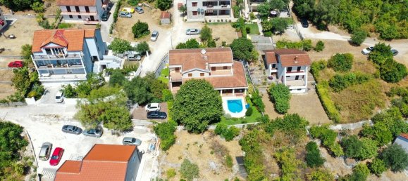 Коммерческая недвижимость с 4 спальнями в Маркед Три, США № 253 4