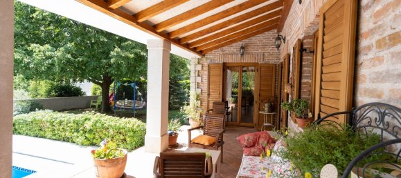 Коммерческая недвижимость с 4 спальнями в Маркед Три, США № 253 10