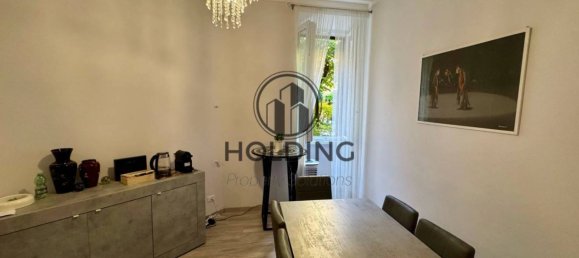3 bedrooms Apartment in Rome, Italy No. 117231 7
