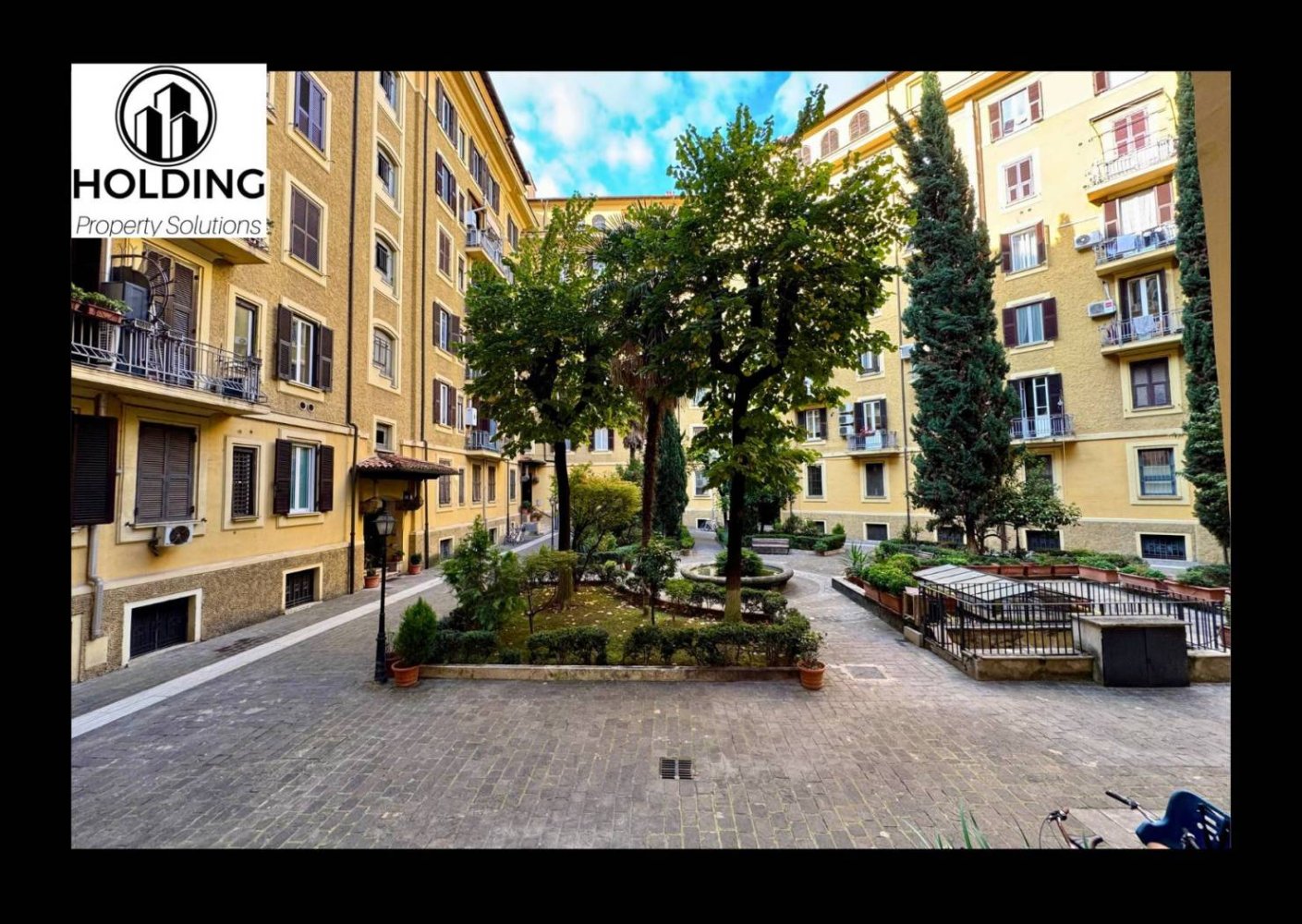 3 bedrooms Apartment in Rome, Italy No. 117231