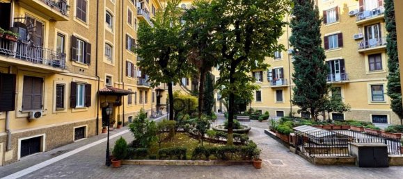 3 bedrooms Apartment in Rome, Italy No. 117231 6