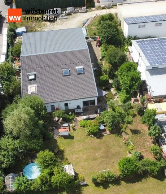  بناية في Ostalbkreis, Germany 800متر مربع رقم 220911