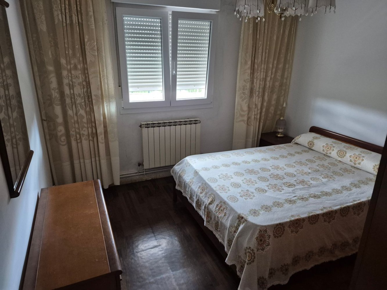 Apartamento de 3 dormitorios en Burgos, Spain No. 195862