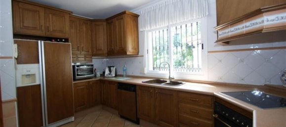 4 Schlafzimmer Villa in Marbella, Spain, Nr. 65427 7