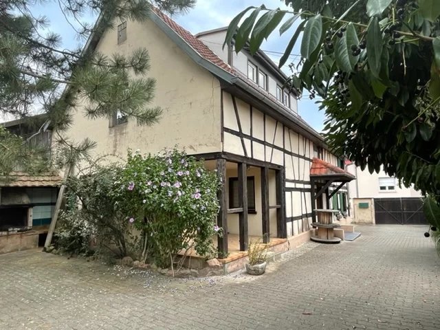 5-Zimmer Haus in Ostwald, France, Nr. 257230