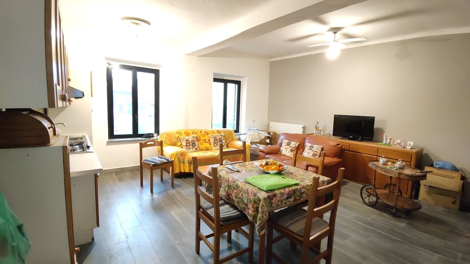 Apartamento de 2 habitaciónes en Bareggio, Italy No. 90054