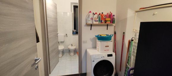 Apartamento de 2 habitaciónes en Bareggio, Italy No. 90054 10