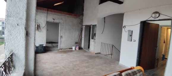 Apartamento de 2 habitaciónes en Bareggio, Italy No. 90054 31