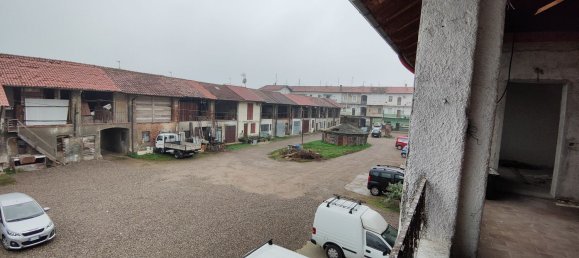 Apartamento de 2 habitaciónes en Bareggio, Italy No. 90054 30
