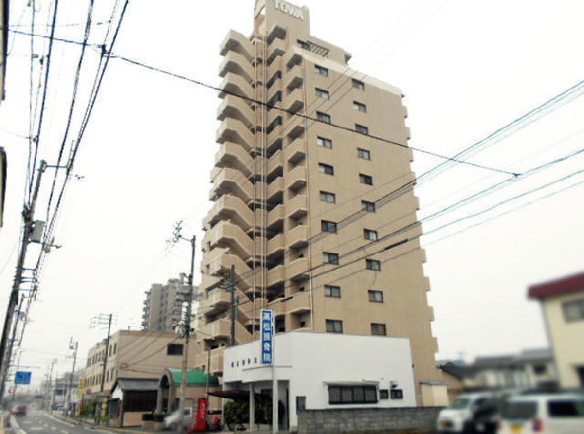 4 bedrooms Apartment in Ehime, Japan No. 1355