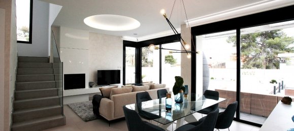 Villa de 3 dormitorios en El Campello, Spain No. 2623 4