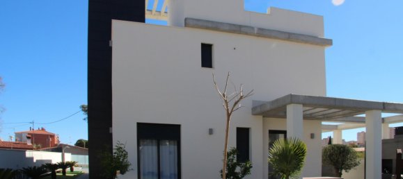 Villa de 3 dormitorios en El Campello, Spain No. 2623 3