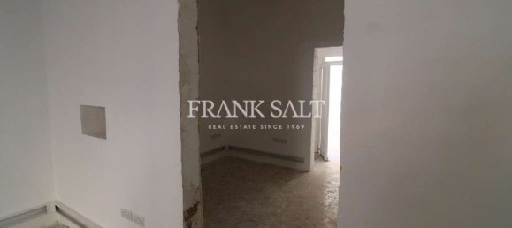 60m² Office in Sliema, Malta No. 12223 4