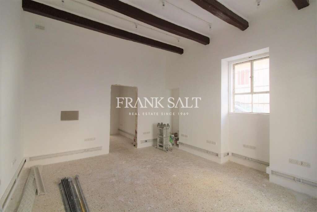 60m² Office in Sliema, Malta No. 12223