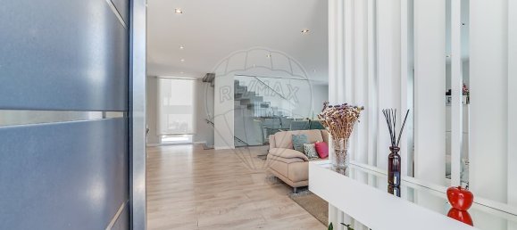 3 bedrooms House in Sintra, Portugal No. 188637 2