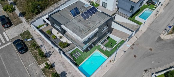 3 bedrooms House in Sintra, Portugal No. 188637 46