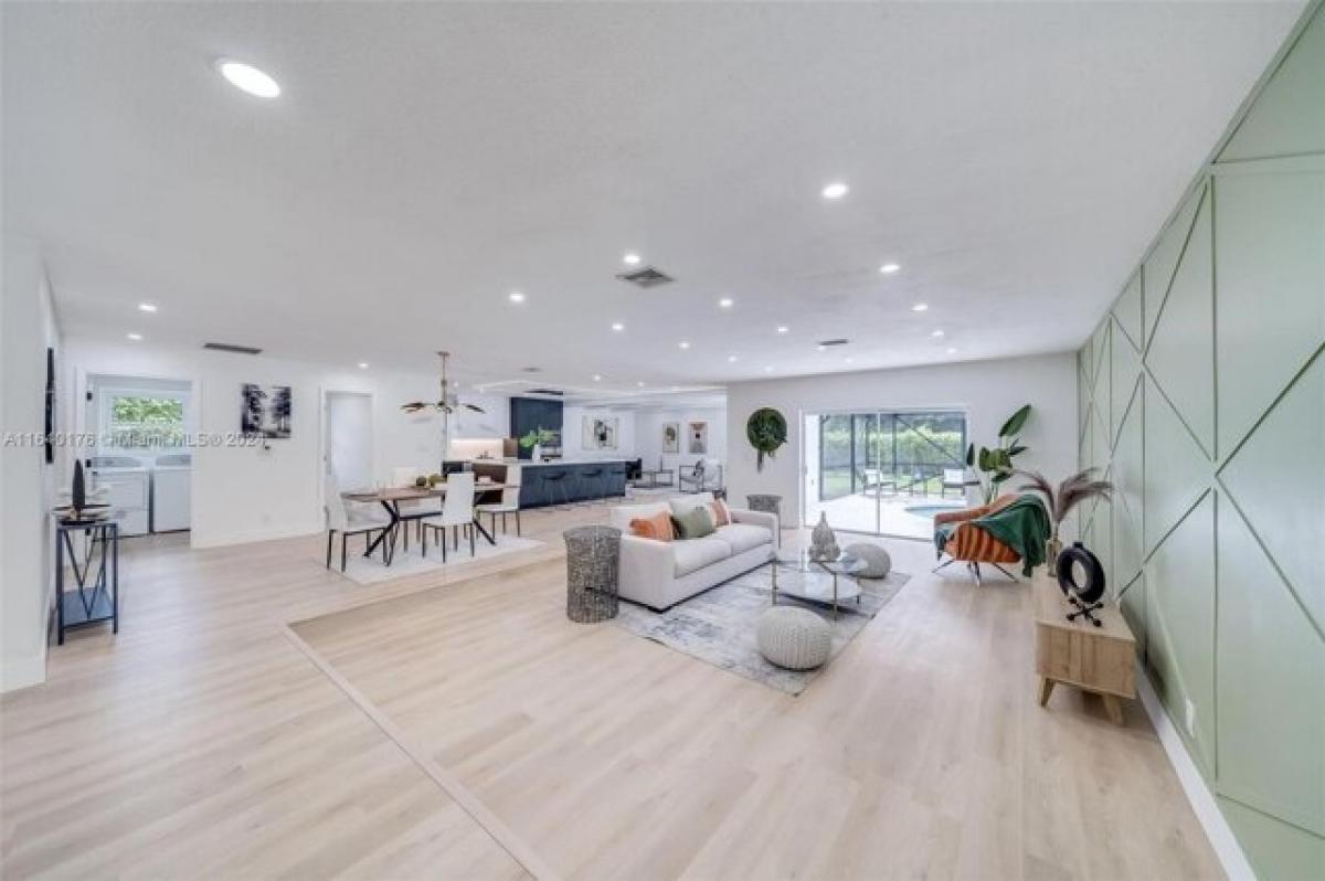 4 bedrooms House in Coral Springs, USA No. 407777