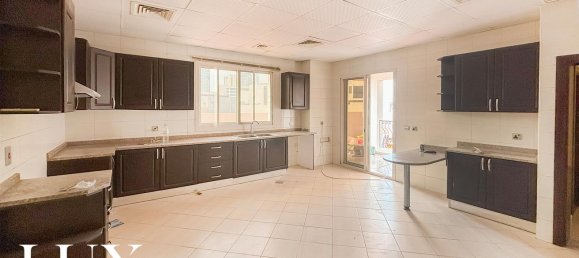 5 غرف نوم فيلا في البرشاء, UAE رقم 101639 8