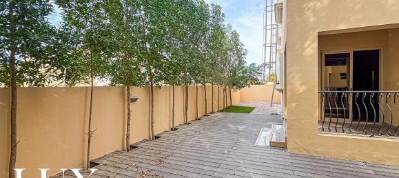 5 غرف نوم فيلا في البرشاء, UAE رقم 101639 18