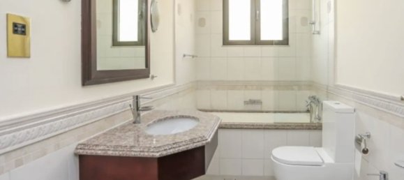 4 bedrooms Villa in Palm Jumeirah, UAE No. 19176 7