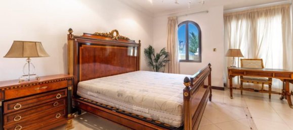4 bedrooms Villa in Palm Jumeirah, UAE No. 19176 8