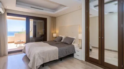 2 bedrooms Penthouse in Estepona, Spain No. 51465