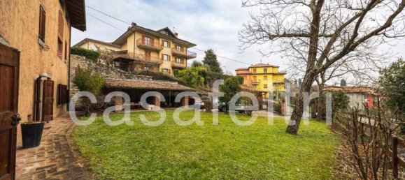 4غرفة شقة في Almenno San Salvatore, Italy رقم 157468 3