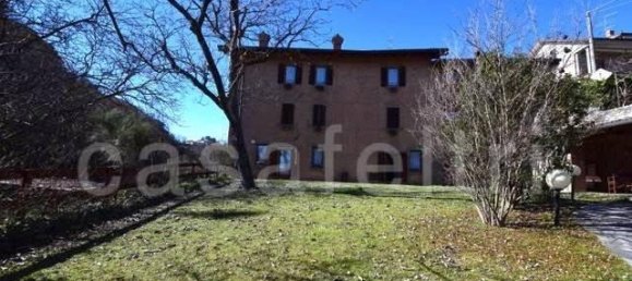 4غرفة شقة في Almenno San Salvatore, Italy رقم 157468 2