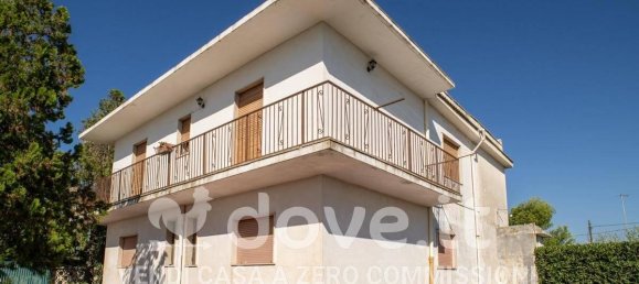 3 rooms Apartment in Pulsano, Italy No. 30188 10