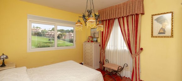 4 bedrooms Villa in Marbella, Spain No. 22528 6