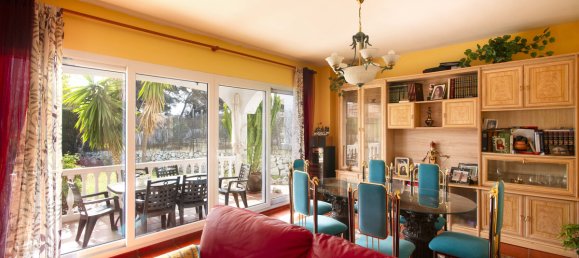 4 bedrooms Villa in Marbella, Spain No. 22528 2