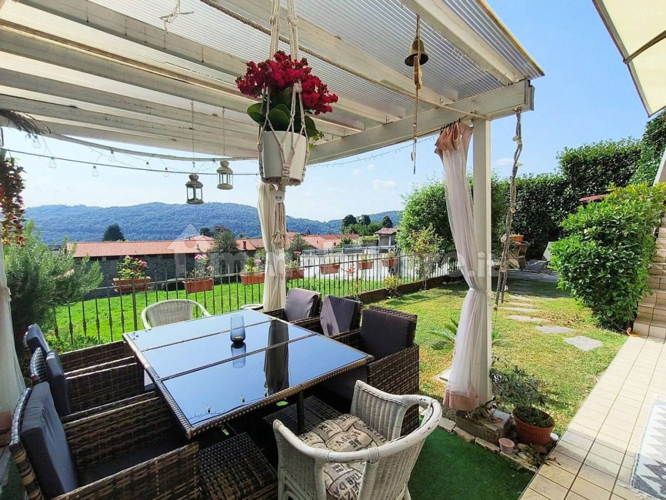 Villa de 3 dormitorios en Pisano, Italy No. 153644