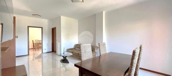 4 rooms Apartment in Viterbo, Italy No. 271183 6