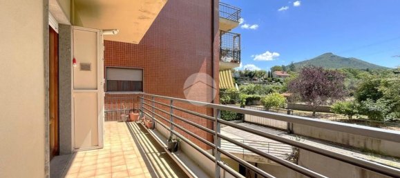 4 rooms Apartment in Viterbo, Italy No. 271183 12