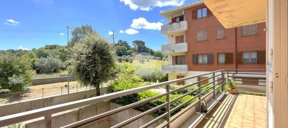 4 rooms Apartment in Viterbo, Italy No. 271183 11