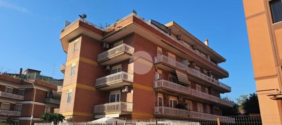 4 bedrooms Apartment in Rome, Italy No. 342888 2