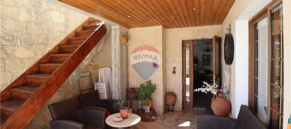 4 bedrooms Villa in Pachna, Cyprus No. 14758 8