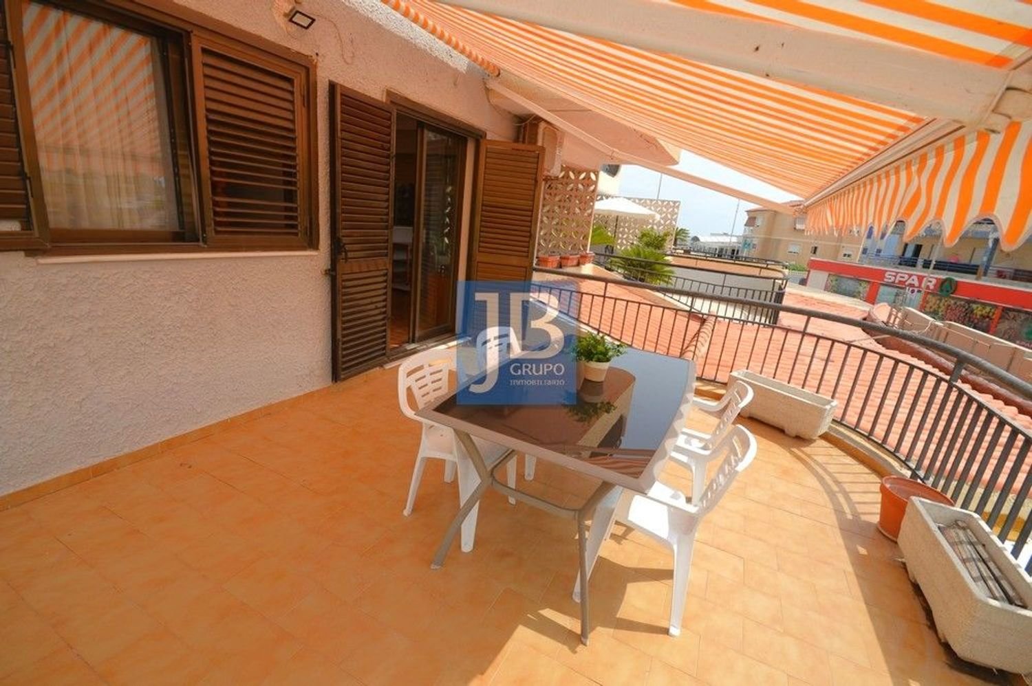 Apartamento de 3 dormitorios en Xeraco, Spain No. 203434