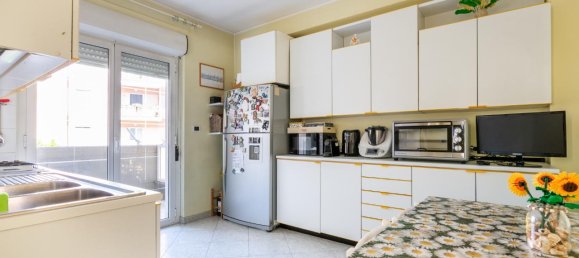 3-Zimmer Wohnung in Bari, Italy, Nr. 144044 9