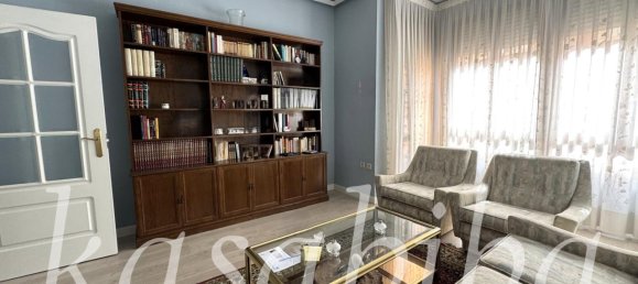 4 Schlafzimmer Wohnung in Alicante, Spain, Nr. 70107 3